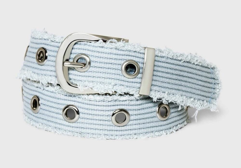 Wild Fable Blue Distressed Grommet Belt Women’s XS (35in)